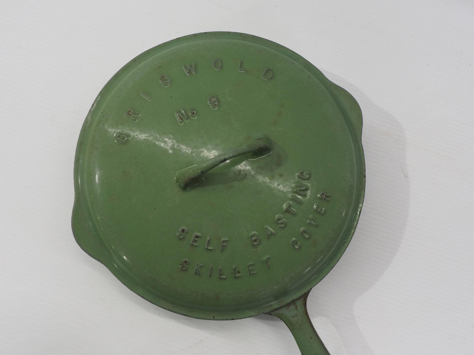 Griswold #9 cast iron skillet & lid