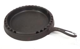 Odorless cast iron No.869 Skillet?