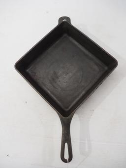 Griswold  No.768 Square Fry Skillet