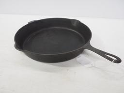 Griswold cast iron No.12 Skillet