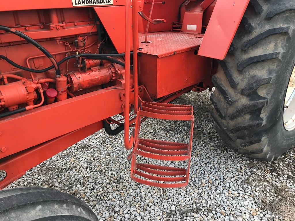 1972 ALLIS CHALMERS 210 OPEN STATION TRACTOR