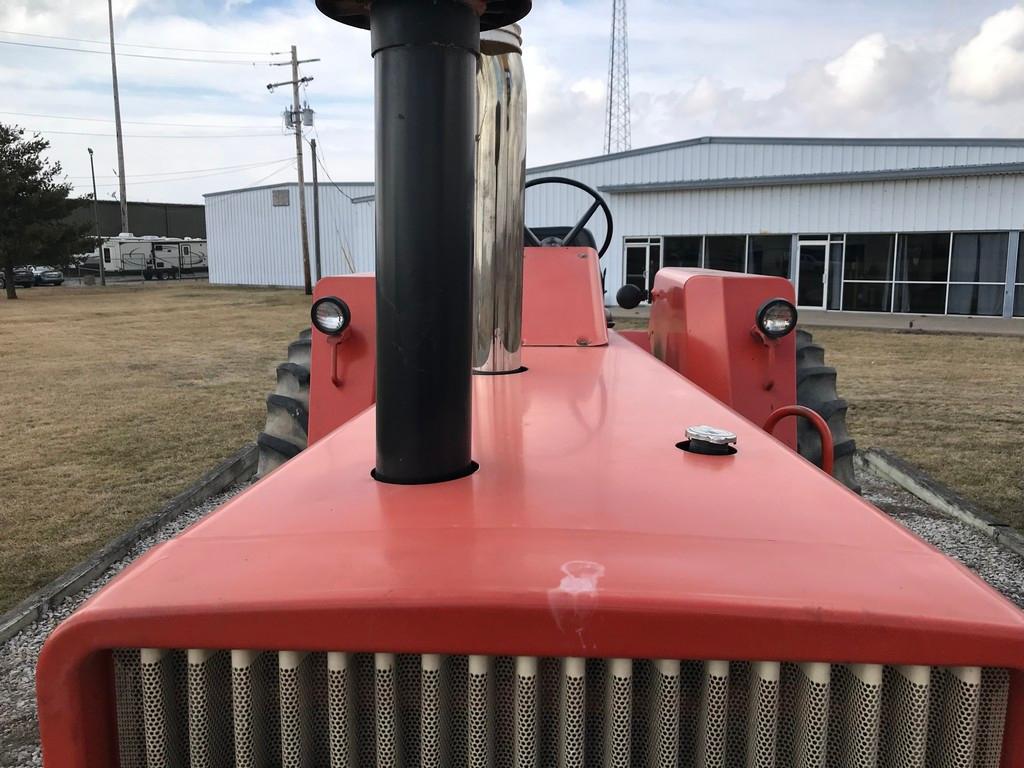 1972 ALLIS CHALMERS 210 OPEN STATION TRACTOR