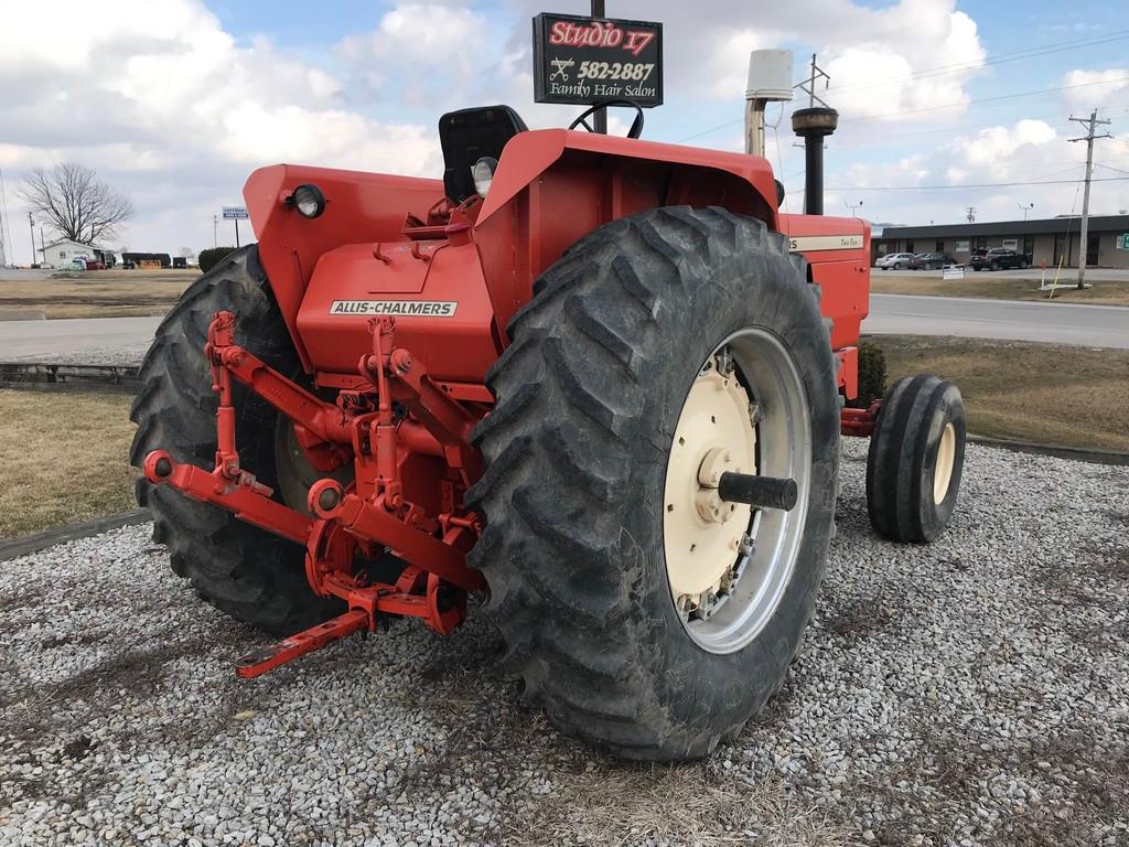 1972 ALLIS CHALMERS 210 OPEN STATION TRACTOR