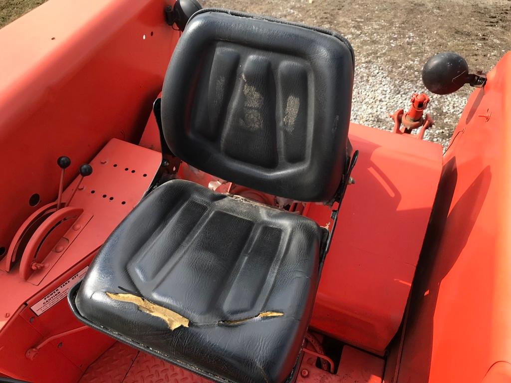 1972 ALLIS CHALMERS 210 OPEN STATION TRACTOR