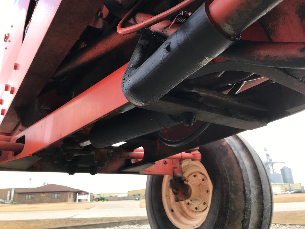 1972 ALLIS CHALMERS 210 OPEN STATION TRACTOR