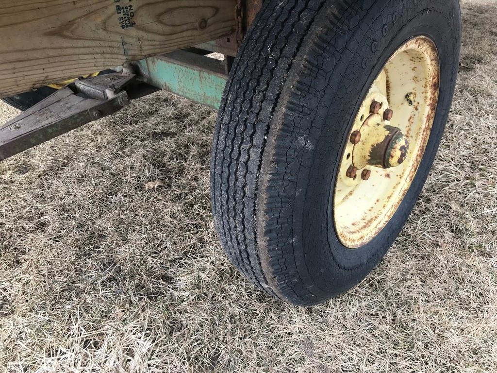 8X16 HAYRACK ON JOHN DEERE GEAR