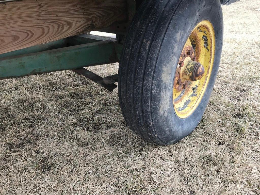 8X16 HAYRACK ON JOHN DEERE GEAR