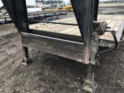 1998 TRAILERMAN 25FT TRIPLE AXLE FLATBED GOOSENECK TRAILER W/ 2 RAMPS