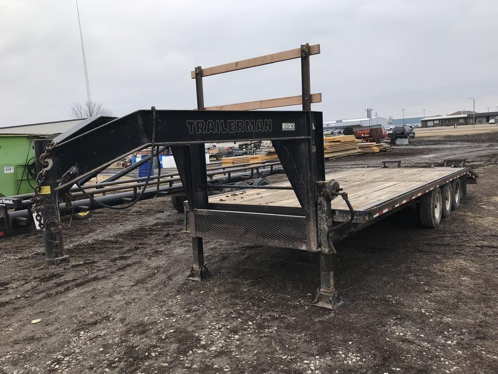 1998 TRAILERMAN 25FT TRIPLE AXLE FLATBED GOOSENECK TRAILER W/ 2 RAMPS