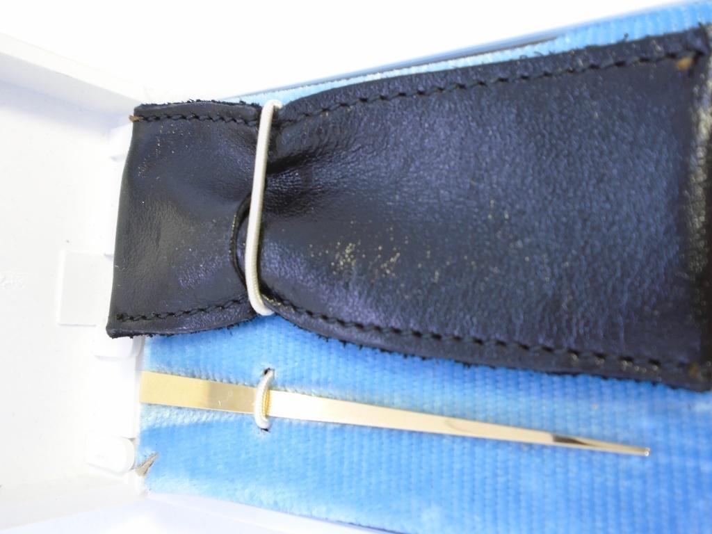 SOLID 14K GOLD TOOTHPICK WITH CASE TOOTH PICK