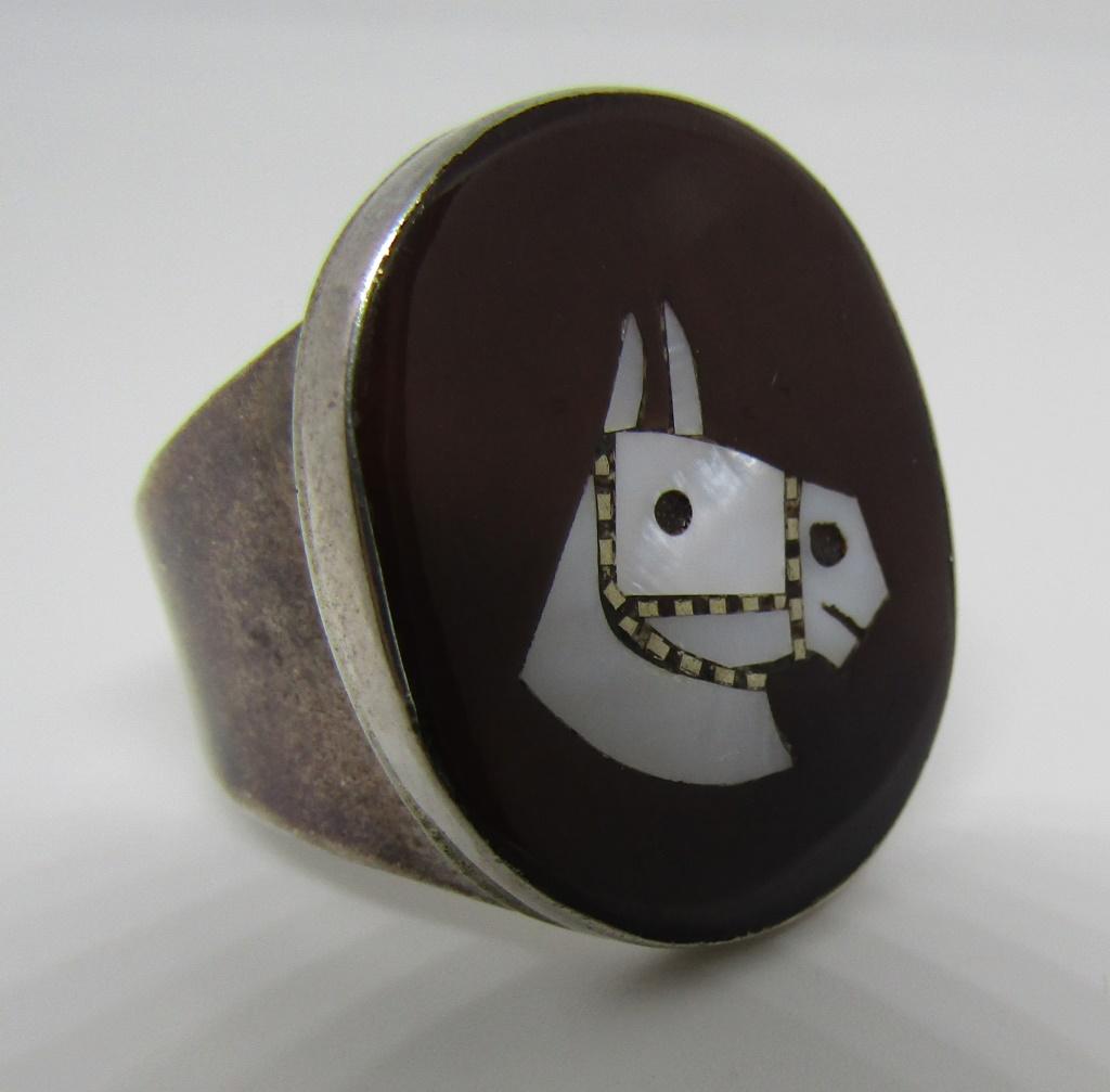 SIMPLICIO INLAY MOP HORSE RING STERLING SILVER