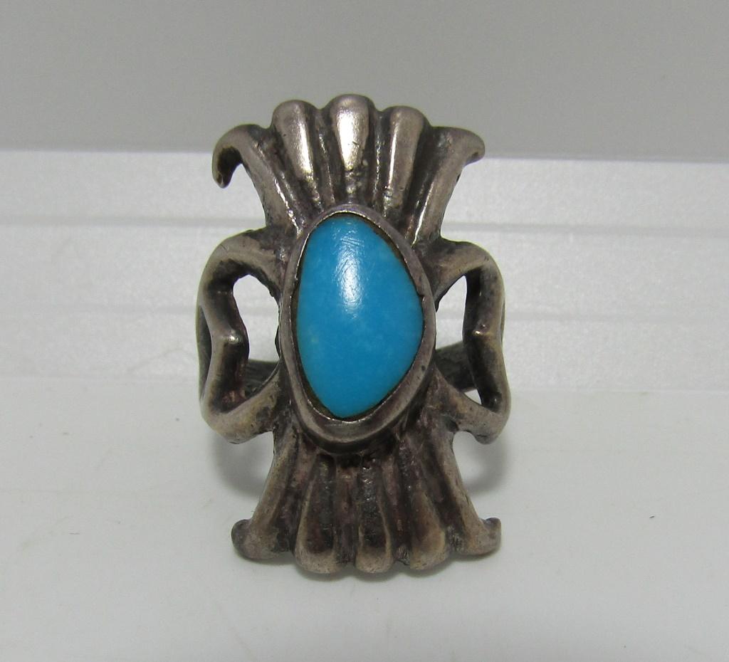 VINTAGE NAVAJO CAST TURQUOISE STERLING RING