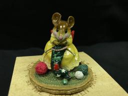 Wee Forest Folk Figurine W/Box "Knittin Pretty"