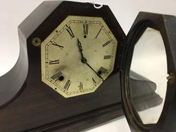 Vintage Gilbert Mantle Clock W/Pendelum & Key