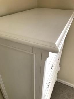 Wooden 5-Drawer Chest In White