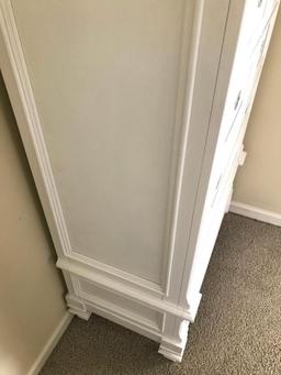 Wooden 5-Drawer Chest In White