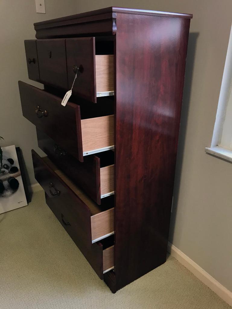 Chest Of Drawers-Sauder Type
