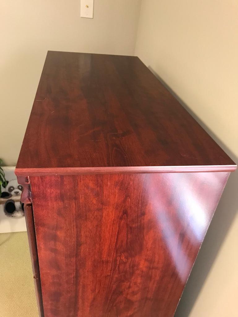 Chest Of Drawers-Sauder Type