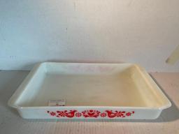 Vintage Pyrex Baking Dish