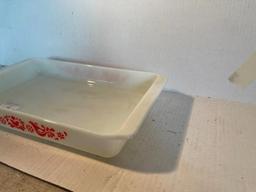 Vintage Pyrex Baking Dish