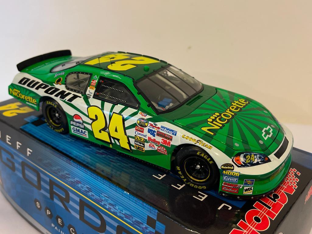 Jeff Gordon #24 2006 Monte Carlo with Box