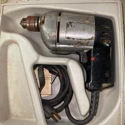 Vintage Black & Decker 3/8" V.S. Drill Kit Model #7115 w/Case