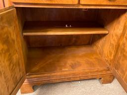 Vintage Wooden Ethan Allen Cabinet