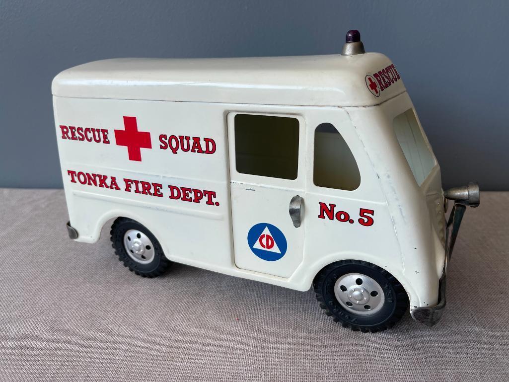 Vintage Tonka Rescue Vehicle