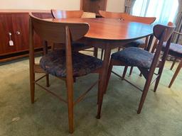 MCM Table and 6 Chairs