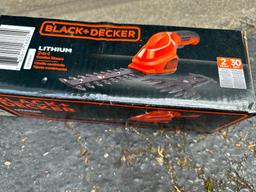 Black N Decker 2-in-1 Garden Shears Lithium Battery