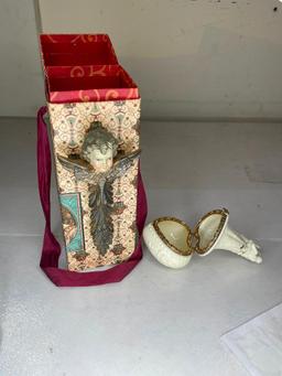 Art box and Bride/ Groom trinket holder