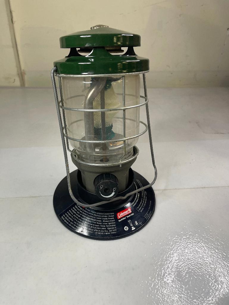 Coleman lantern