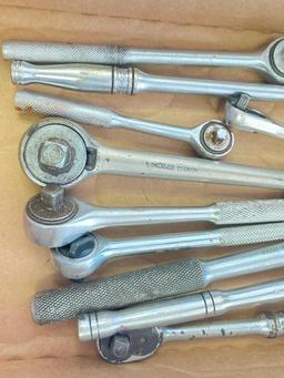 Group of Socket Handles