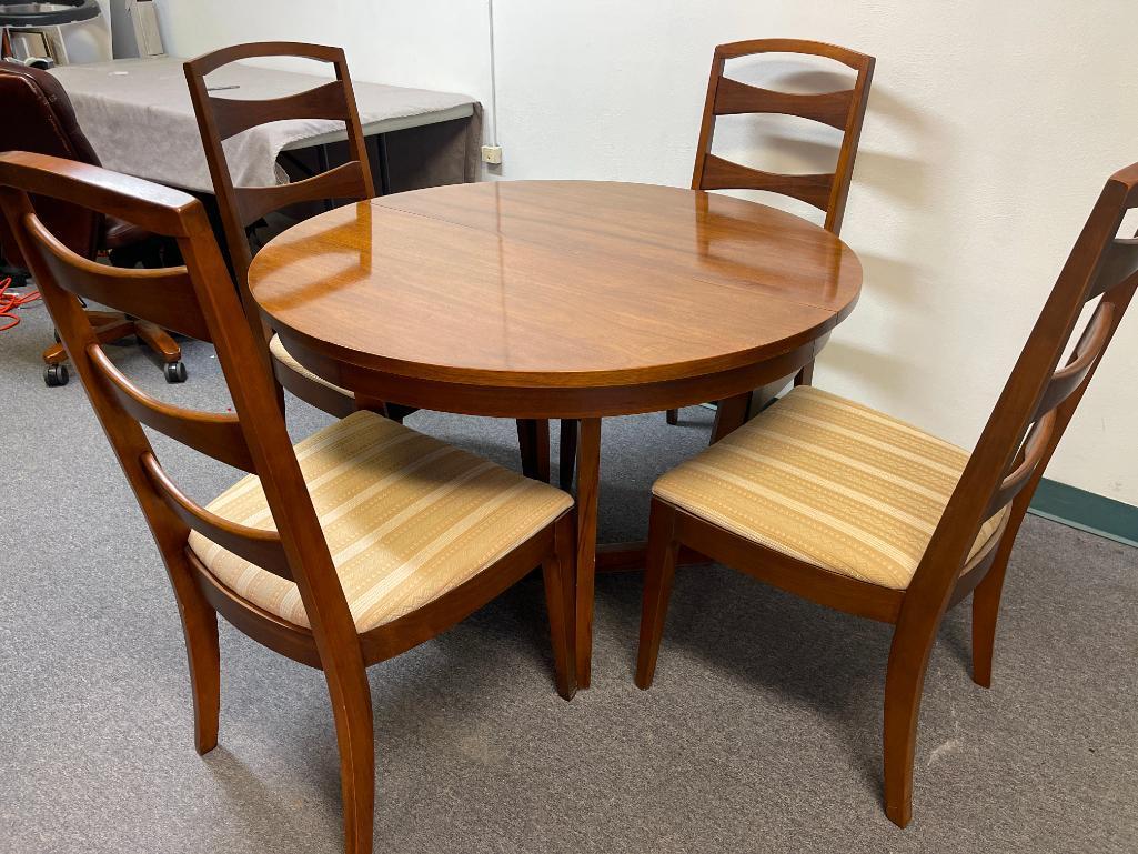 Vintage Dining Table and 4 Chairs