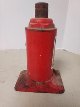 Drednaut 8 Ton Jack Model #6-51124