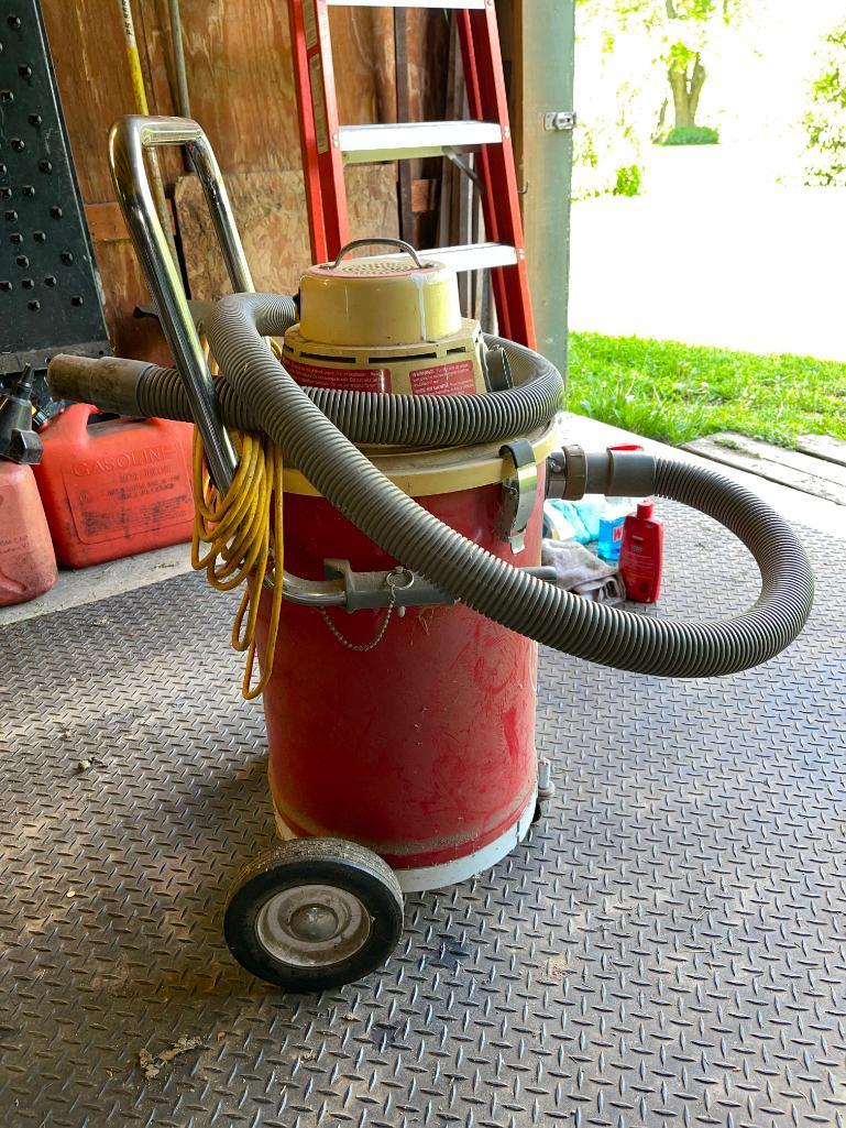 Milwaukee HD Wet/Dry Vacuum