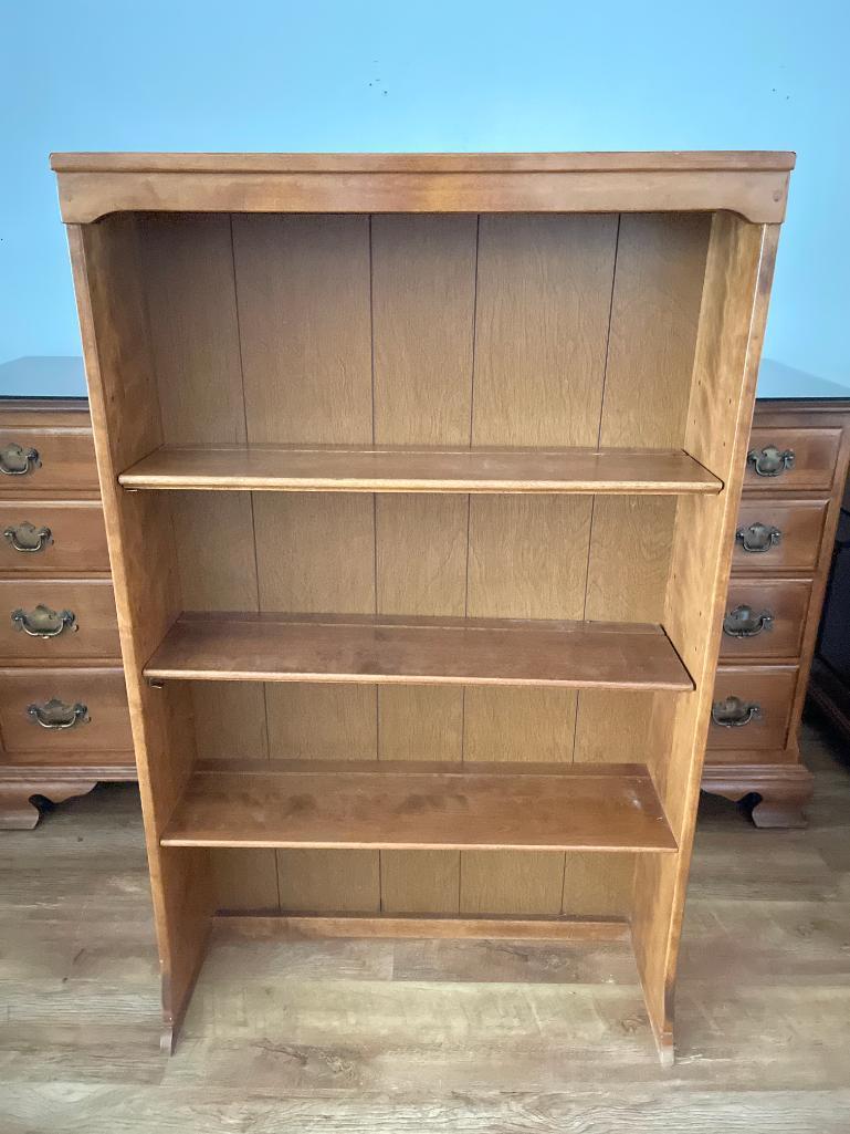 Vintage Wooden Ethan Allen Bookshelf / Hutch Top