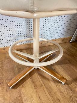 Vinyl Swivel Bar Stool