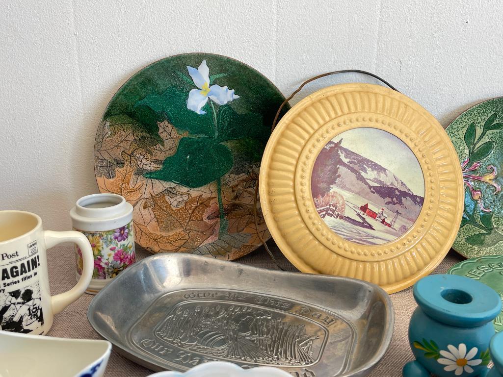 Group of Vintage Ceramic Pieces