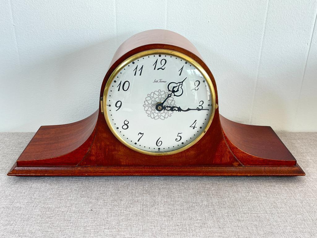 Vintage Seth Thomas Wooden Mantle Clock