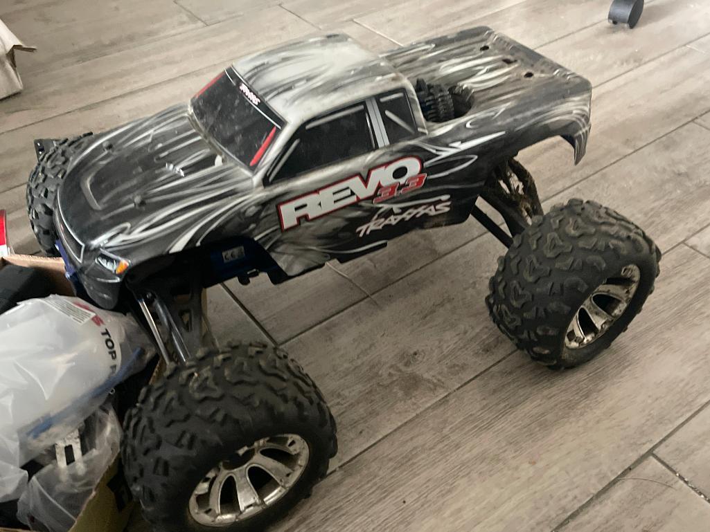 Traxxas Gas Powered Radio Controled Car