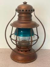 Vintage Railroad Conductors Lantern with 2 Color Globe