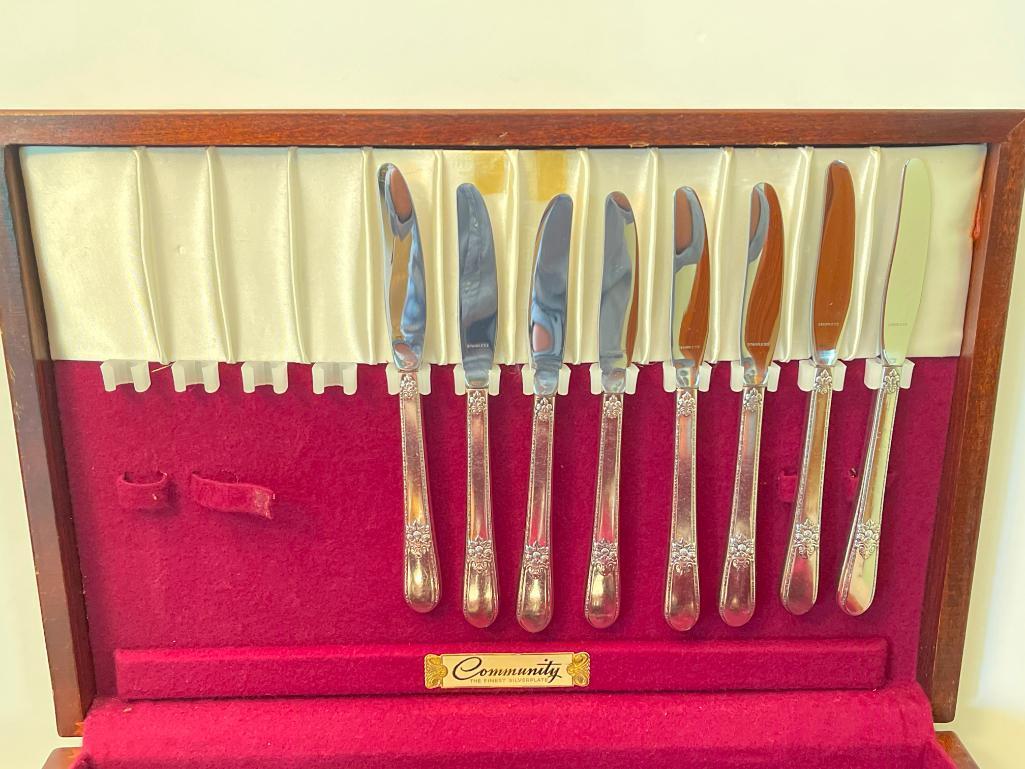 Set of Vintage 1847 Rogers Brothers Flatware