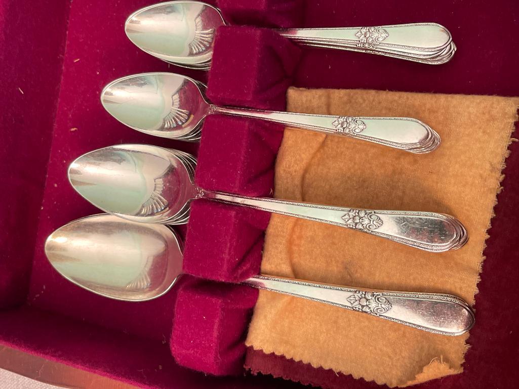 Set of Vintage 1847 Rogers Brothers Flatware