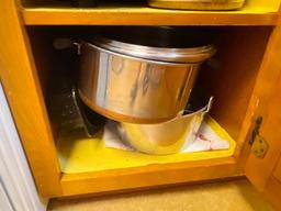 Kitchen Drawer and Cabinet Lot