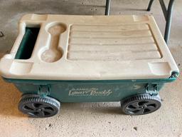 Plastic Rolling Yard Cart