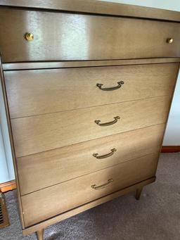 Vintage Bassett Chest of Drawers