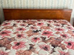 Vintage Full Size Bed