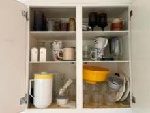 Kitchen Cabinet Content Lot