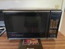 Vintage Amana Microwave
